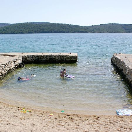 Apartments With A Parking Space Zablace, Sibenik - 4219 エクステリア 写真