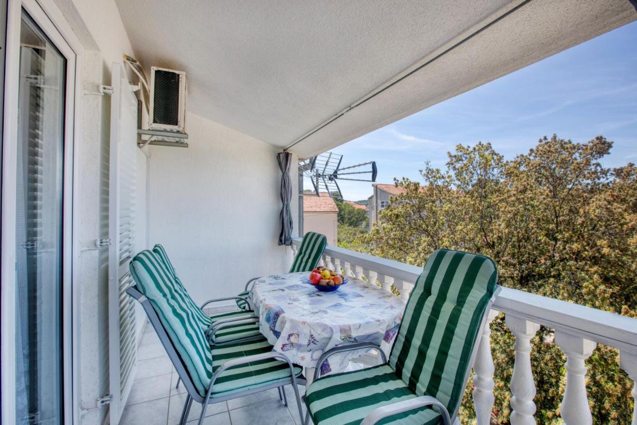Apartments With A Parking Space Zablace, Sibenik - 4219 エクステリア 写真