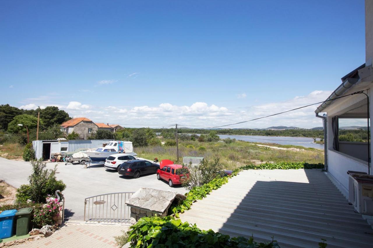 Apartments With A Parking Space Zablace, Sibenik - 4219 エクステリア 写真