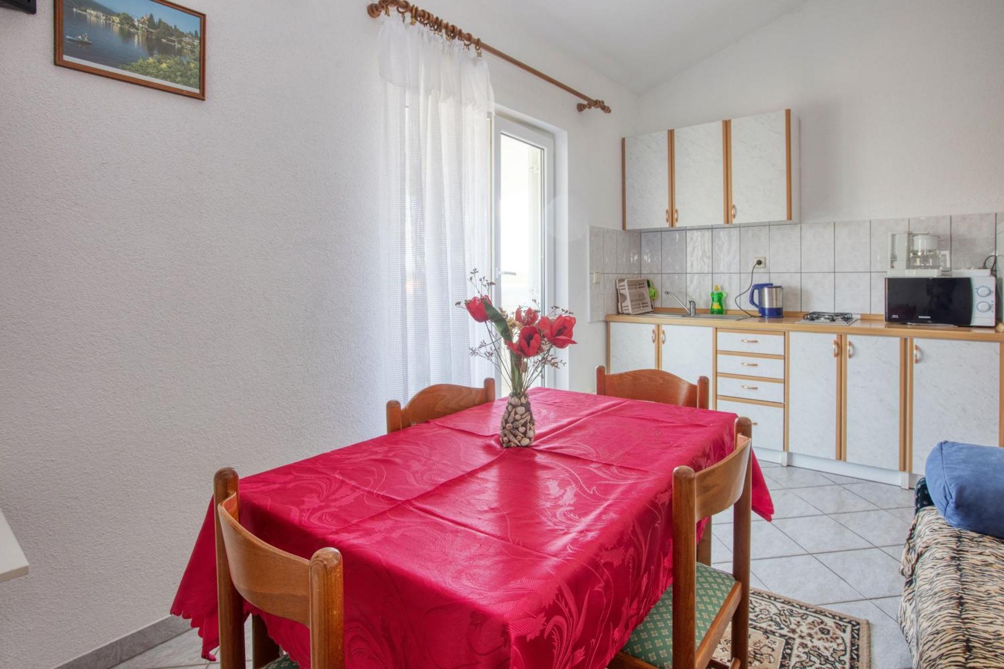Apartments With A Parking Space Zablace, Sibenik - 4219 部屋 写真